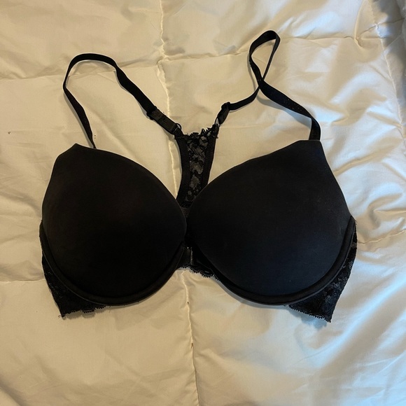 Collection of bras and bralettes - Picture 13 of 16
